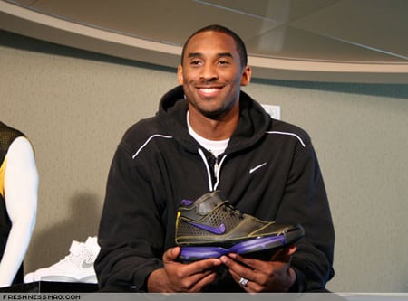 Last weekend Kobe Bryant was scheduled to unveil the Nike Zoom Kobe II, 