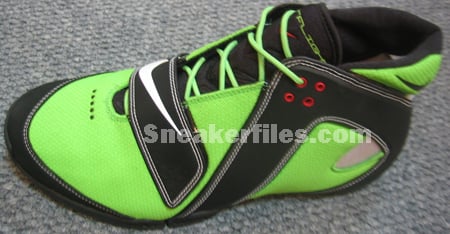 nike-windmill-flight-green-black-main.jp