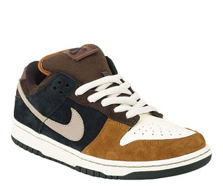 Nike SB Holiday Line Released Nike SB Holiday Line Released