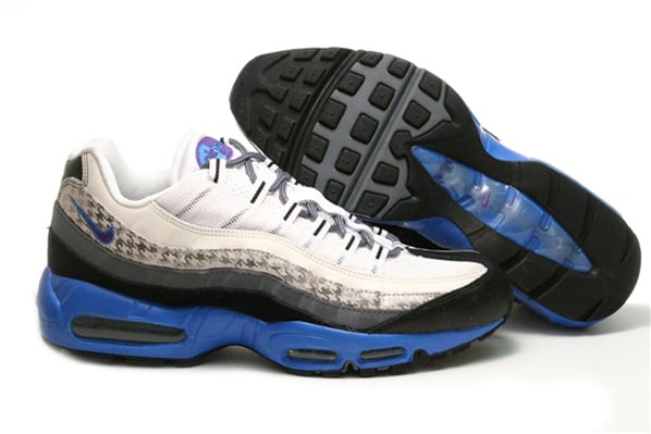  off this Air Max 95 a Houndstooth pattern. Available now on eBay. Nike 
