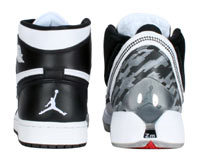 Air Jordan 1 (I)  Air Jordan  XXII (22). 