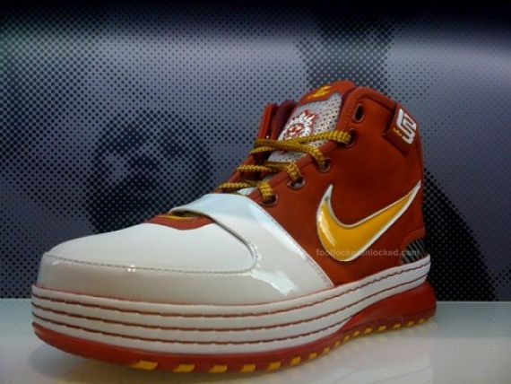 Nike Zoom Lebron VI - Hardwood 4