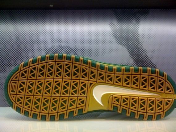Nike Zoom Lebron VI - SMSV 5