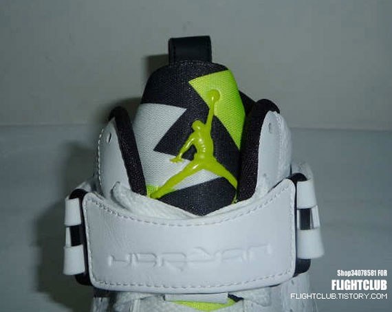 Air Jordan Flight 45 - Air Command Force Inspired - Detailed Images
