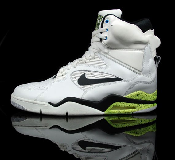 Air Jordan Flight 45 - Air Command Force Inspired - Detailed Images