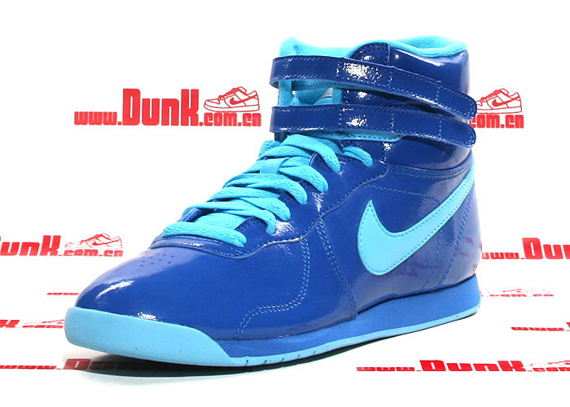 Nike Aerofit High Women's - Patent