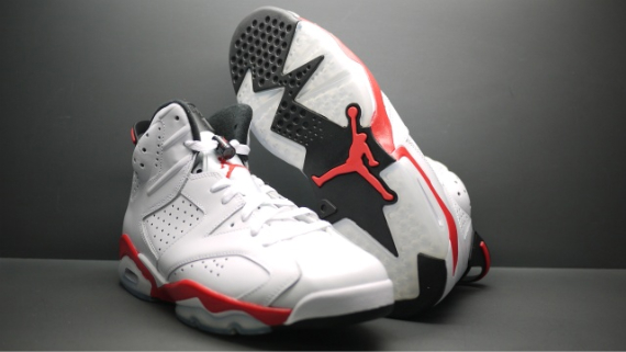 Detailed Look: Jordan VI (6) - Package SneakerFiles