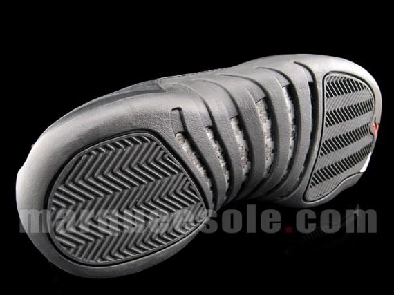 Air Jordan XII (12) Low Black/Red