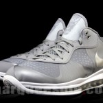 LeBron 8 V2 Low - Metallic Silver