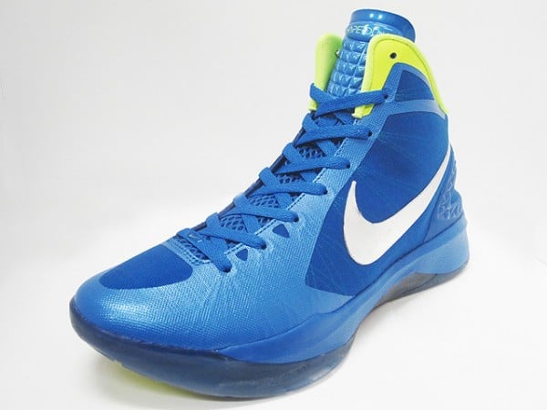 Nike Zoom Hyperdunk 2011 - Blue/Volt - New Images