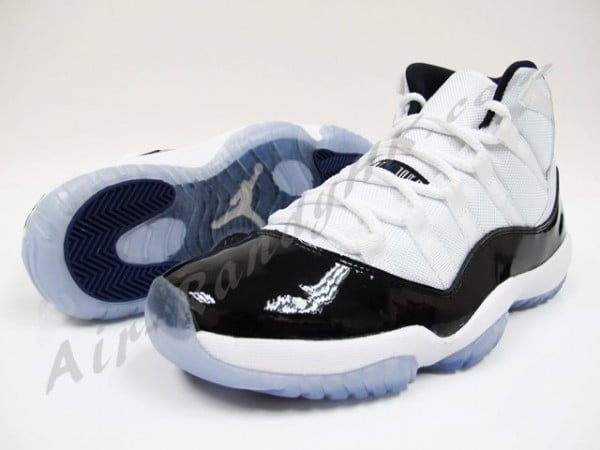 Air Jordan XI (11) Retro Concord
