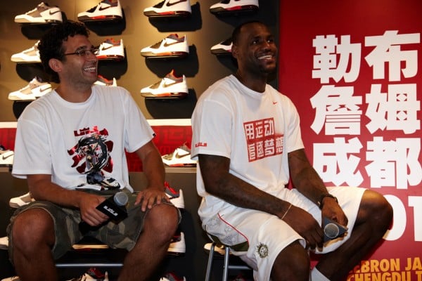 NIKE Air Max Ambassador IV (4)