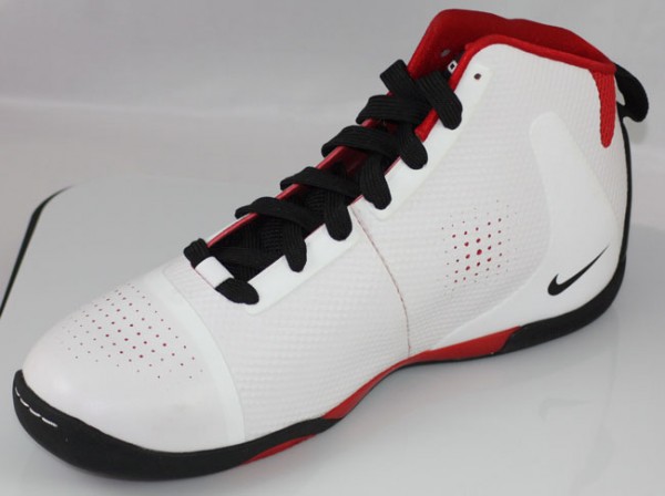 Nike Zoom BB 1.5 Hyperfuse