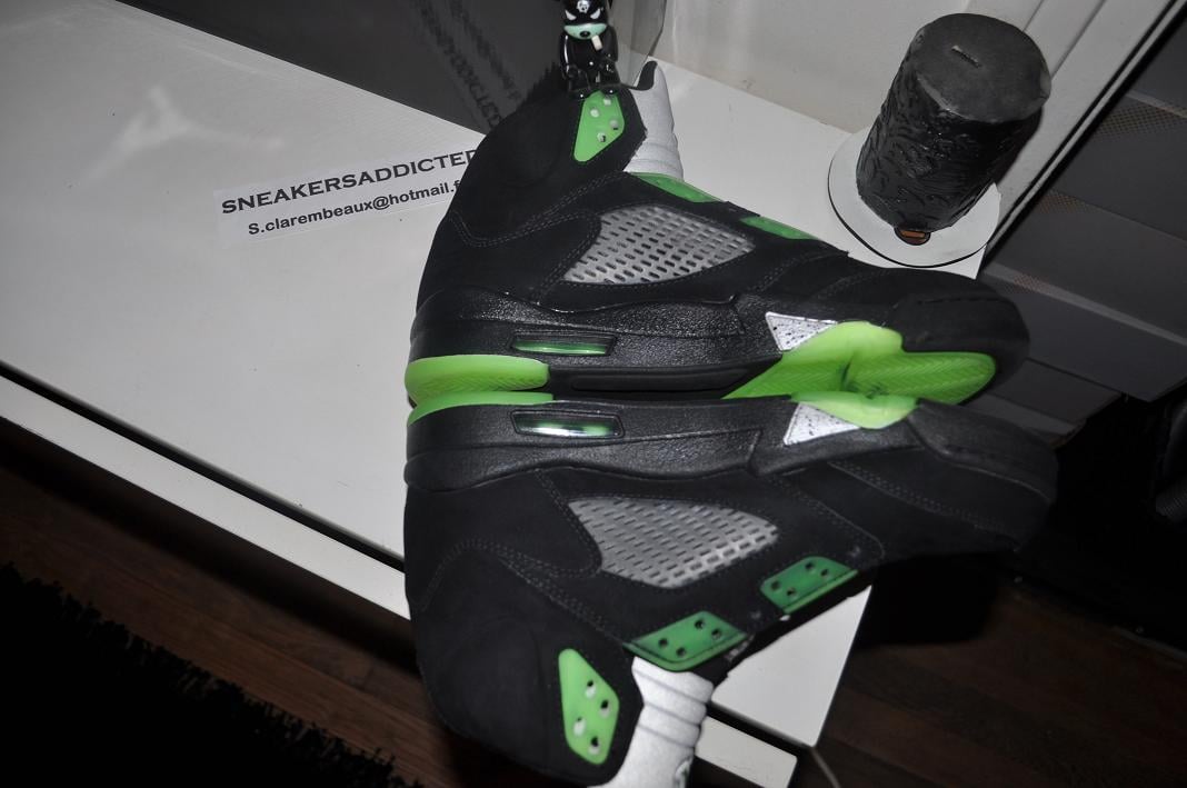 friends and family jordan 6