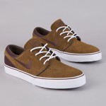 nike-sb-zoom-janoski-umberboulder-white-available-2 nike-sb-zoom-janoski-umberboulder-white-available-2