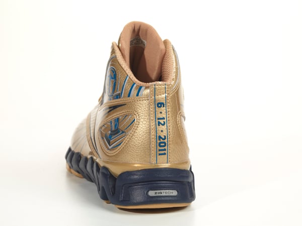 Reebok Zig Pro Future 
