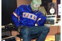 Celebrity Sneaker Watch: Swizz Beatz Hits Studio In Reebok Twilight Zone Pump ‘Knicks’