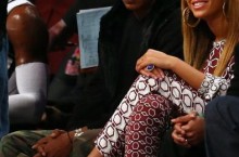 Celebrity Sneaker Watch: Jay-Z Rocks ‘Brooklyn Zoo’ Air Jordan 1′s to Nets Game