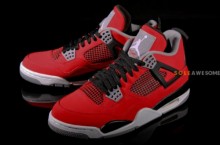 Air Jordan IV (4) ‘Fire Red Nubuck’ | New Detailed Images