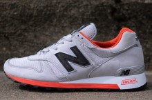 New Balance 1300 | Ivory-White