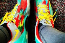 Celebrity Sneaker Watch: Skylar Diggins Rocks Busy Nike Kobe VIII (8) System Colorway