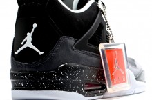 Image Update: Air Jordan IV (4) “Fear”