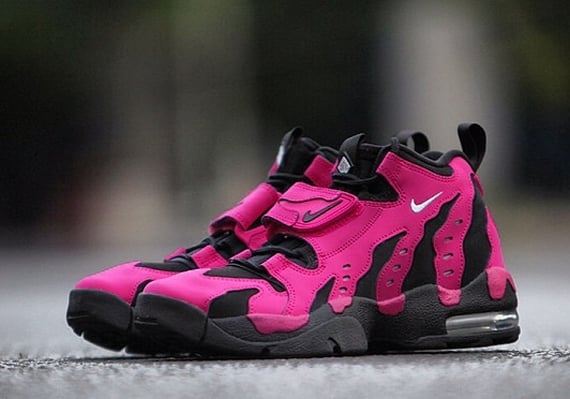Release Reminder: Nike Air DT Max '96 