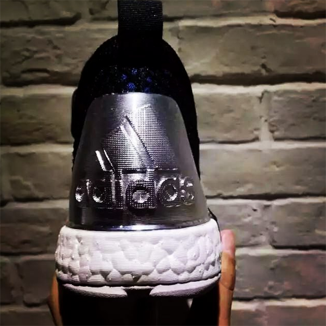 adidas Crazylight Boost 2016