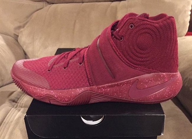 kyrie 2 shoes maroon