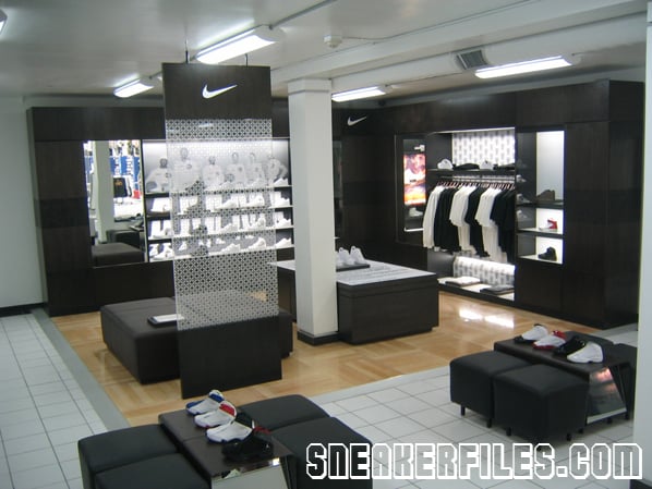Shiekh Shoes SF Exclusive Nike Display Section