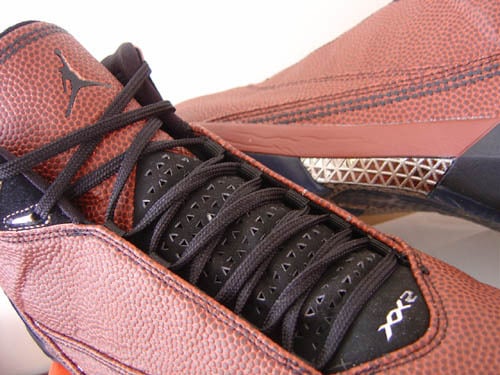 Air Jordan XX2 Basketball Sample Detailed Look