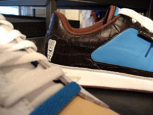 Run Athletics Legacy x Flip the Bird