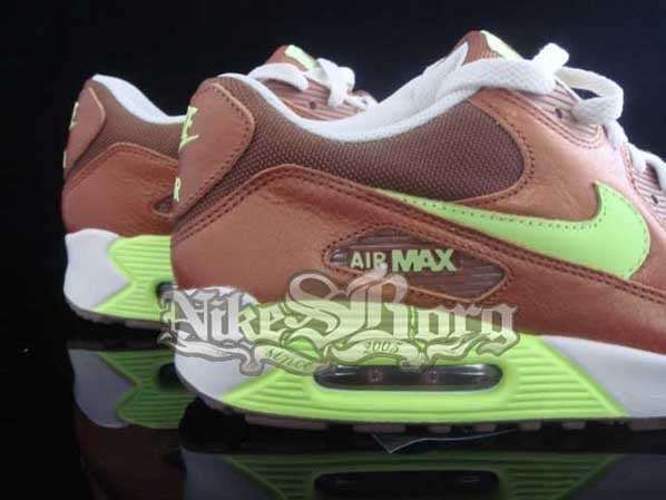 Nike Air Max 90 1898 Umber Neon Sample