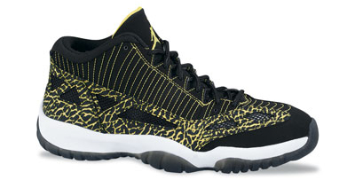 Air Jordan Retro XI I.E. Black/Zest-White