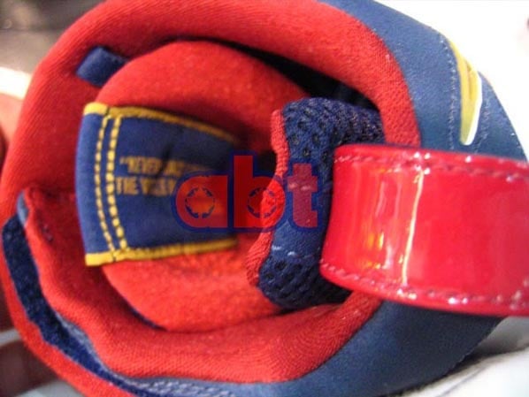 Nike Lebron IV Playoffs Detailed Look