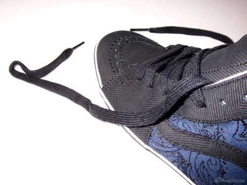 Vans Industrial Sk8-Hi x Mr Cartoon