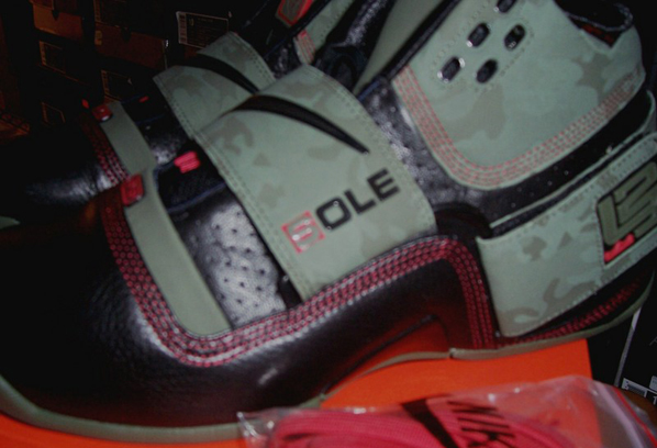 Nike Zoom Lebron Soldier x Sole Bar