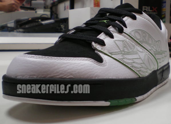 Jordan 1 Nu Retro White/Black/Green