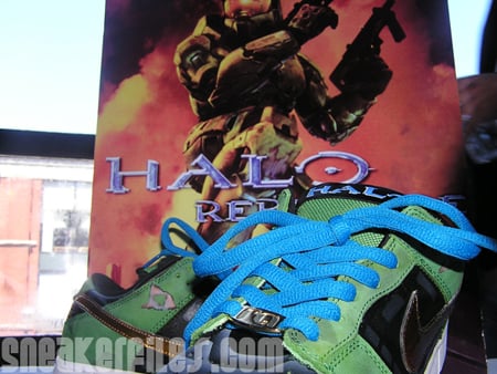 Nike Dunk Halo 3 Customs