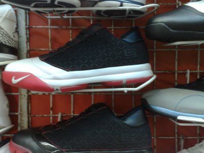 Nike Zoom LeBron 5 Lows Nike Zoom LeBron 5 Lows