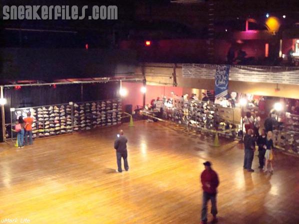Sneakerpimps Draws 7000 Feet to the Roseland Ballroom in NYC
