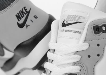 tenedor Fanático Aceptado Nike Retro Windrunner TR 2 | SneakerFiles