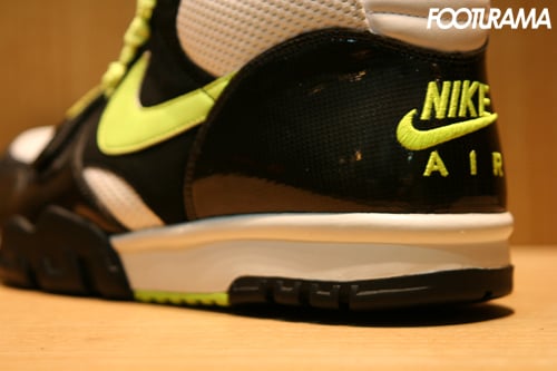 Nike Air Trainer 1 Neon
