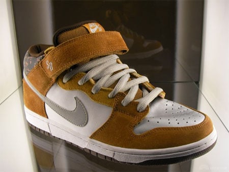 Nike SB Dunk Mid and Zoom Tre