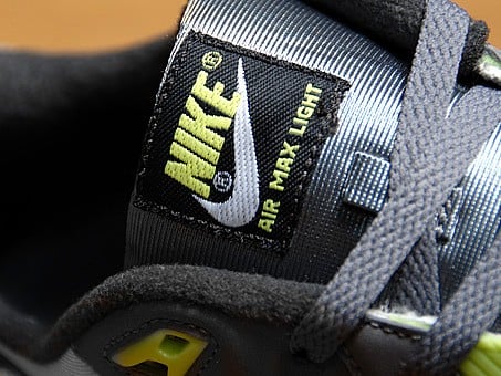 Nike Air Max Light - Neon Nike Air Max Light - Neon