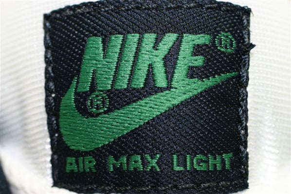 Nike Air Max Light White/Pine Green/Obsidian Nike Air Max Light White/Pine Green/Obsidian