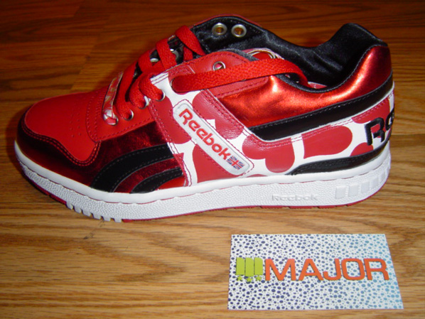 Reebok Womens Valentines Day Pack