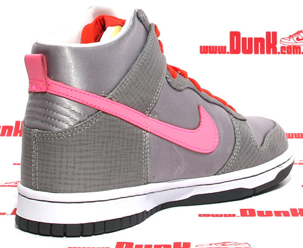 Nike WMNS Dunk High Premium - Medium Grey/Laser Pink