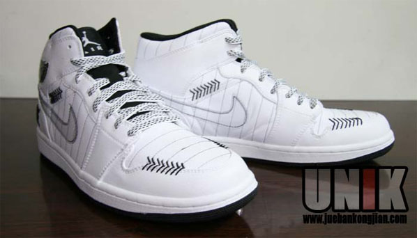 Air Jordan I (1) Opening Day Pack White / Black - Silver