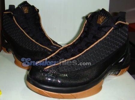 black and gold 15s jordans